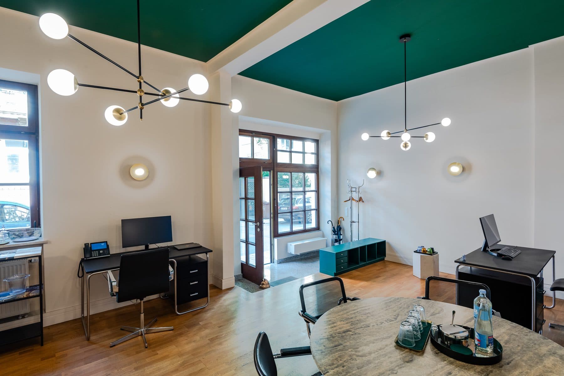Büro von Lainer & v. Anhalt in der Mandlstraße 22, München-Schwabing