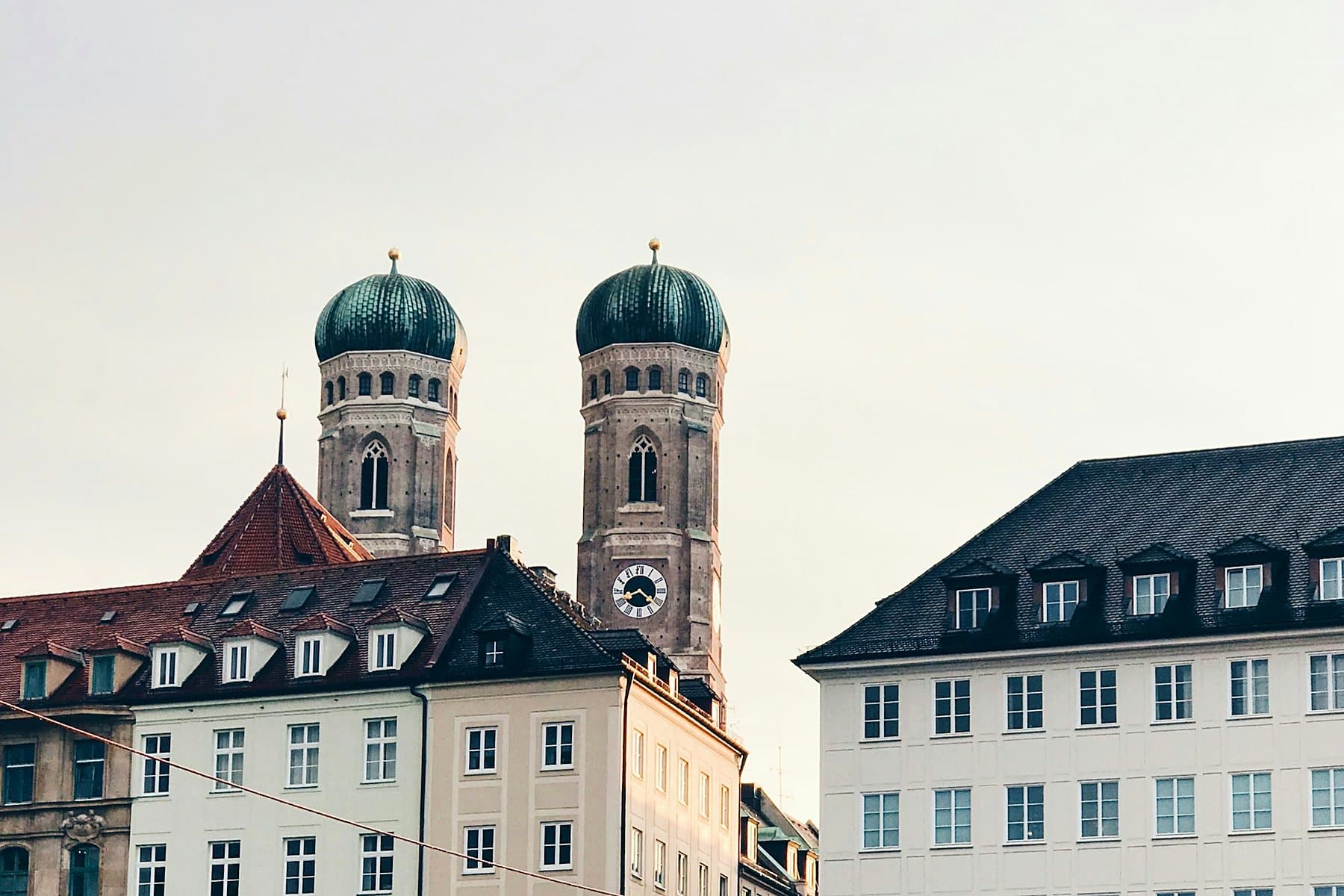 Münchner Altstadt mit Blick auf die Frauenkirche